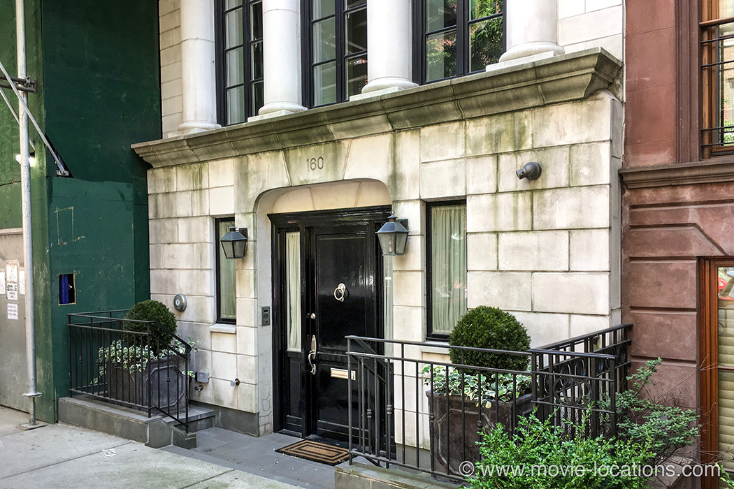 the New York Castle, exterior