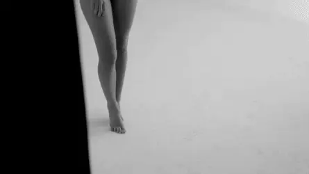 Emmy naked, parading